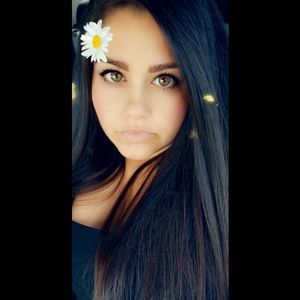 Meet your Posher, Marina